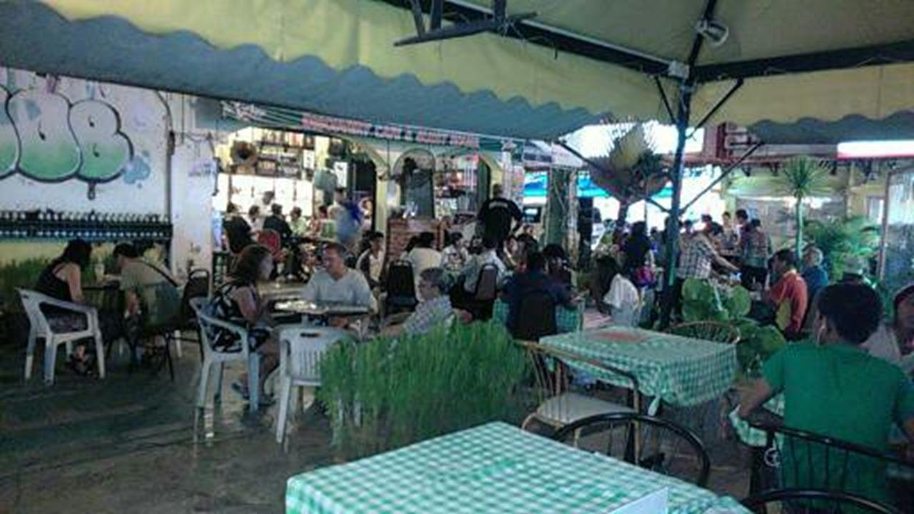Discovery Cafe And Guesthouse Malacca Extérieur photo
