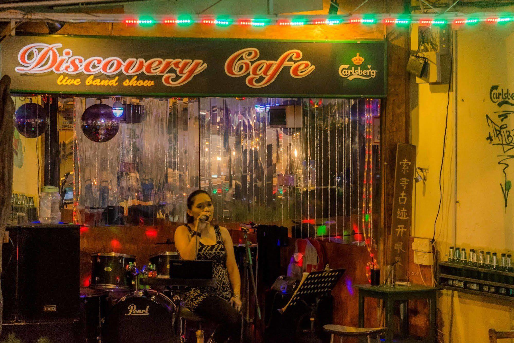 Discovery Cafe And Guesthouse Malacca Extérieur photo